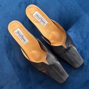 Valleverde Black Leather Mules for Women